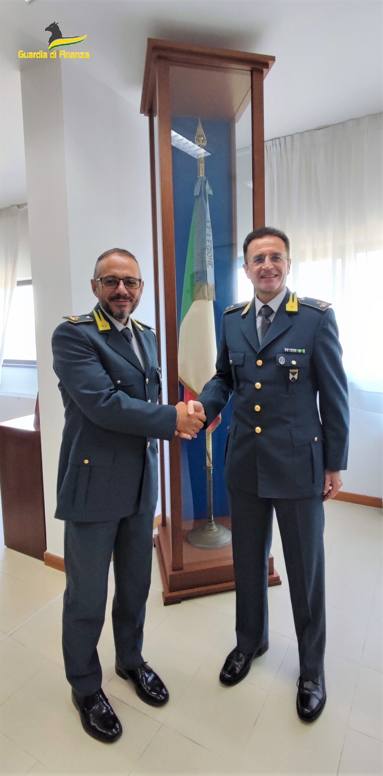 GUARDIA DI FINANZA CAMBIO AL VERTICE DEL GRUPPO TARANTO Net 1 TV